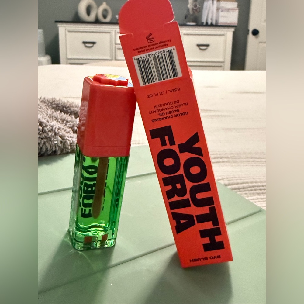 Youthforia Blush Oil in Chemical Reaction